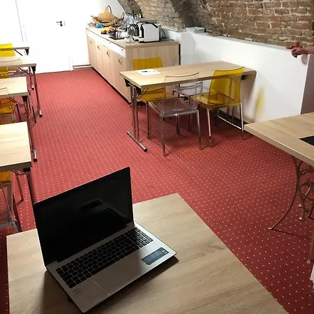 Designholz Studio Apartment Gyor